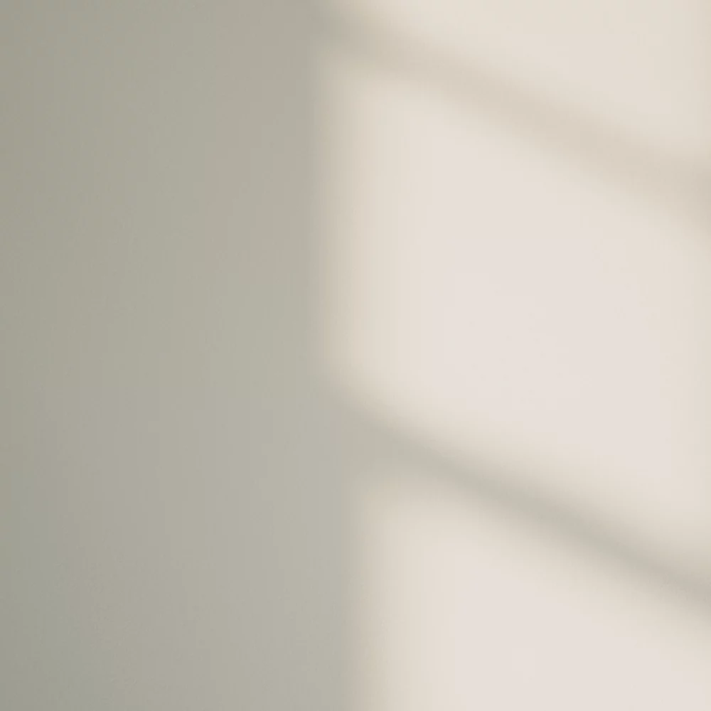 LickPro Matt White 04 Emulsion Paint 5Ltr - Image 3