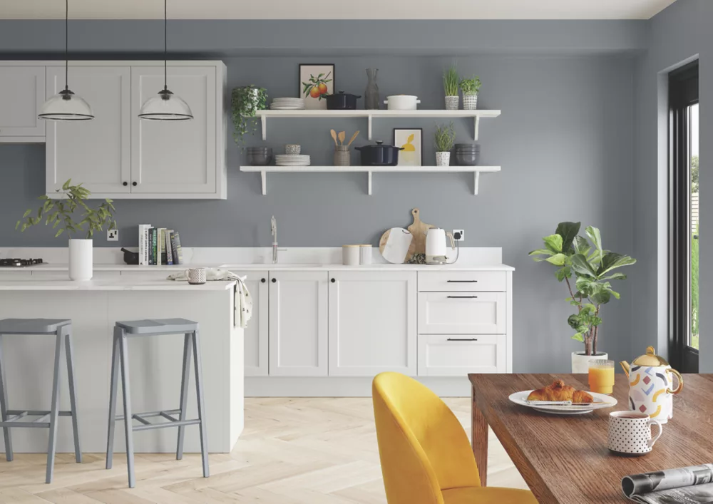 Dulux Matt Natural Slate Emulsion Paint 2.5Ltr - Image 5