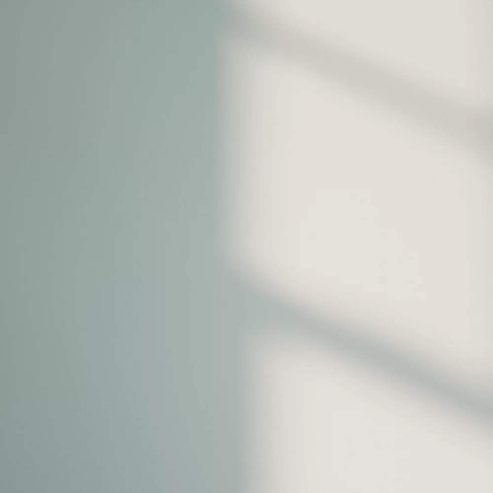 LickPro Eggshell Blue 02 Emulsion Paint 5Ltr - Image 3