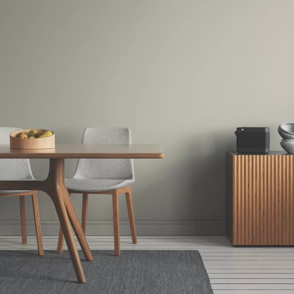 LickPro Eggshell Grey 04 Emulsion Paint 2.5Ltr - Image 4