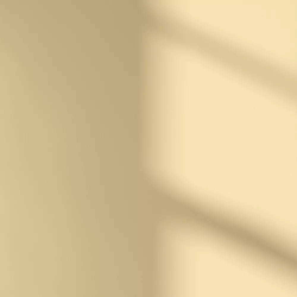 LickPro Eggshell Yellow 07 Emulsion Paint 2.5Ltr - Image 3