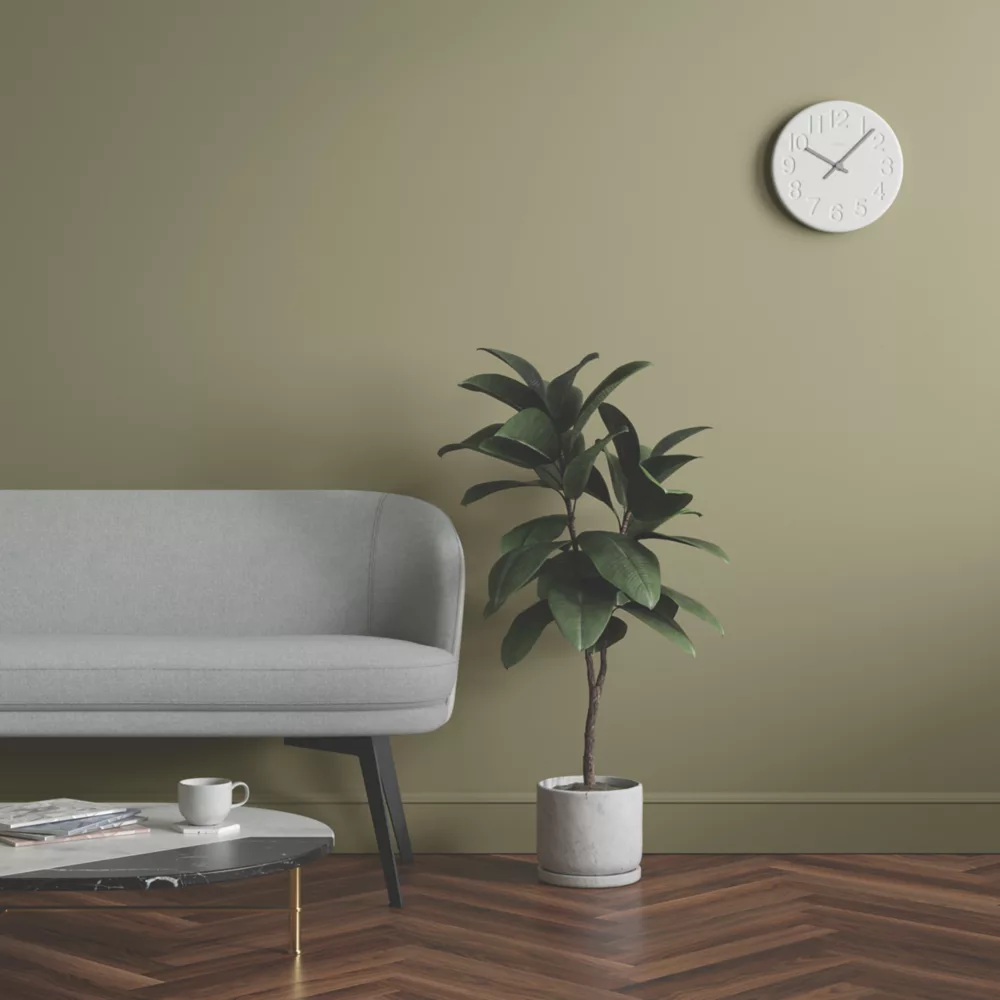 LickPro Matt Green 19 Emulsion Paint 2.5Ltr - Image 6