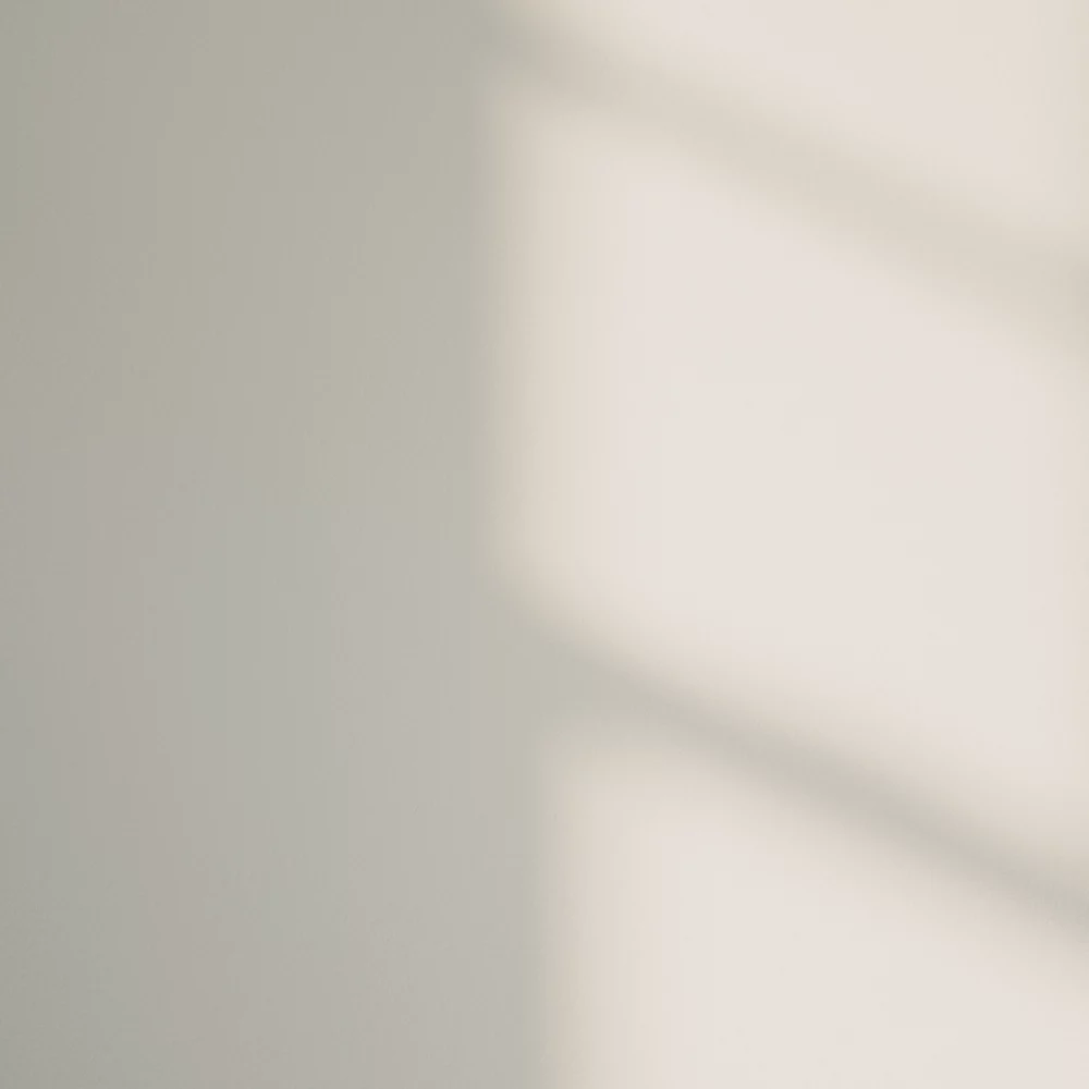 LickPro Matt White 02 Emulsion Paint 5Ltr - Image 3