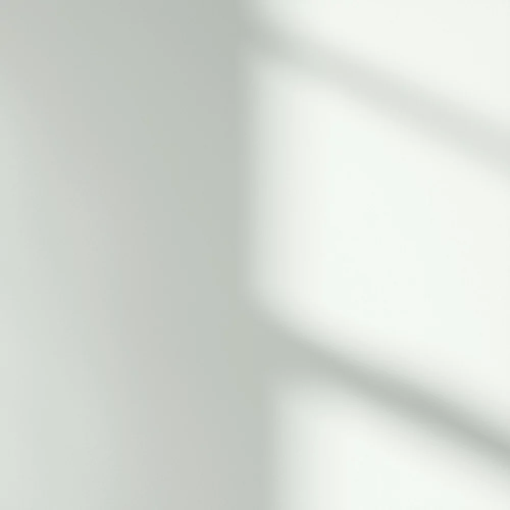 LickPro Eggshell Green 12 Emulsion Paint 2.5Ltr 5 LickPro Eggshell Green 12 Emulsion Paint 2.5Ltr - Image 3