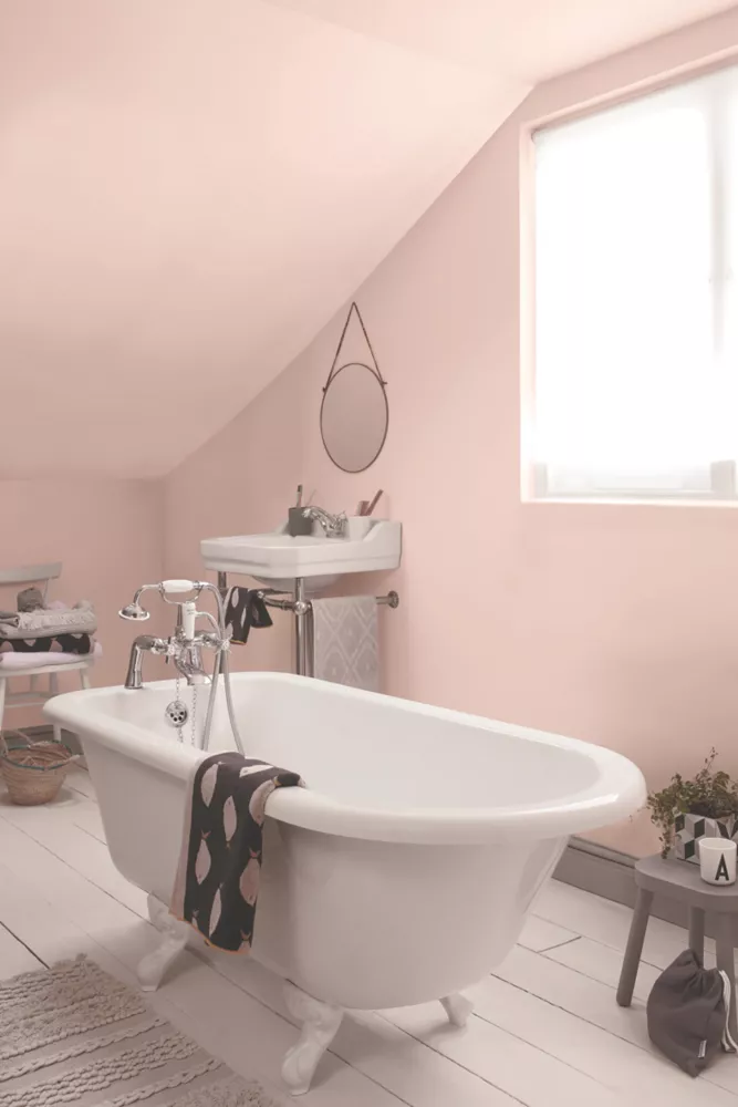 Dulux EasyCare Matt Blush Pink Emulsion Paint 2.5Ltr - Image 4