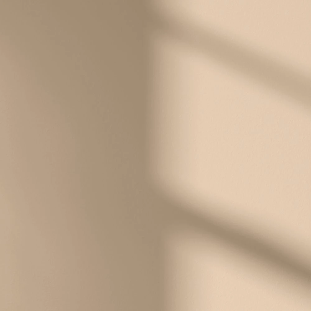 LickPro Eggshell Beige 07 Emulsion Paint 2.5Ltr 5 LickPro Eggshell Beige 07 Emulsion Paint 2.5Ltr - Image 3